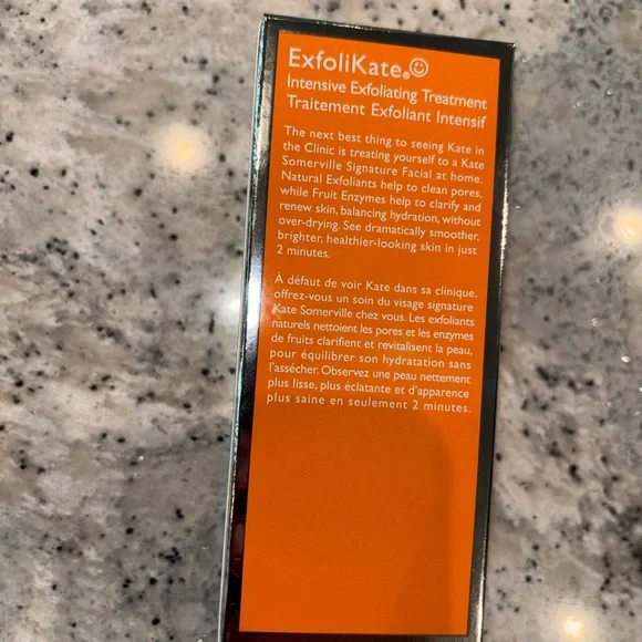 Kate Somerville EXFOLIKATE INTENSIVE EXFOLIATING TREATMENT - Picture 7 of 7